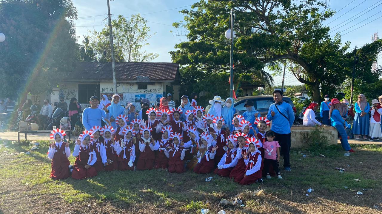 Lomba Gerak Jalan Indah